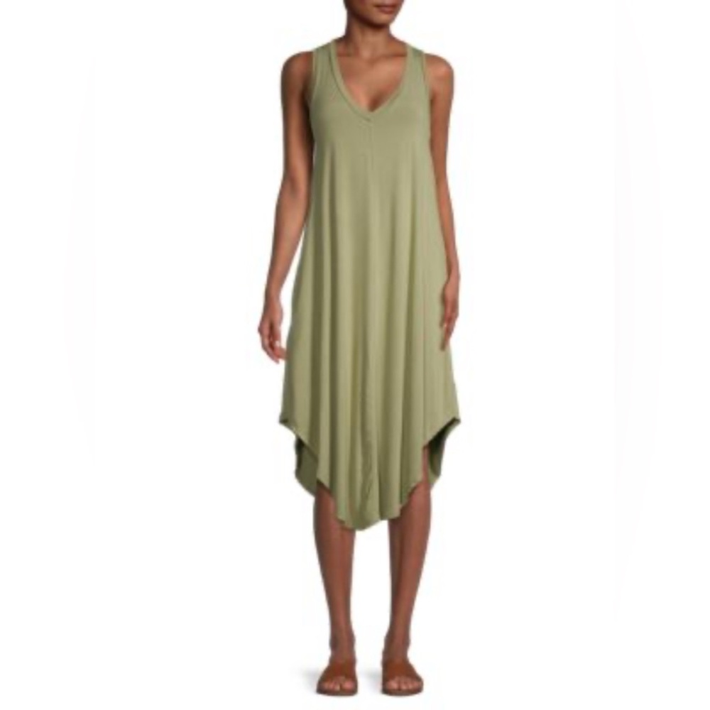 Charlotte Avery Green Sleeveless Dress. Medium. Bundle 4 Deals!